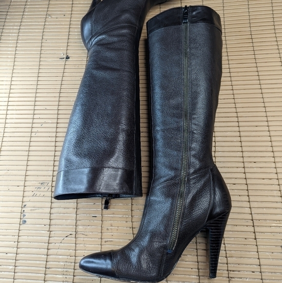 Saks Fifth Avenue women's Brown leather 18" Tall riding Boots Size 7M 13" calf. - Picture 6 of 11